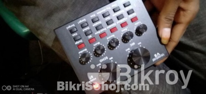 V8 Sound Card And Mixer